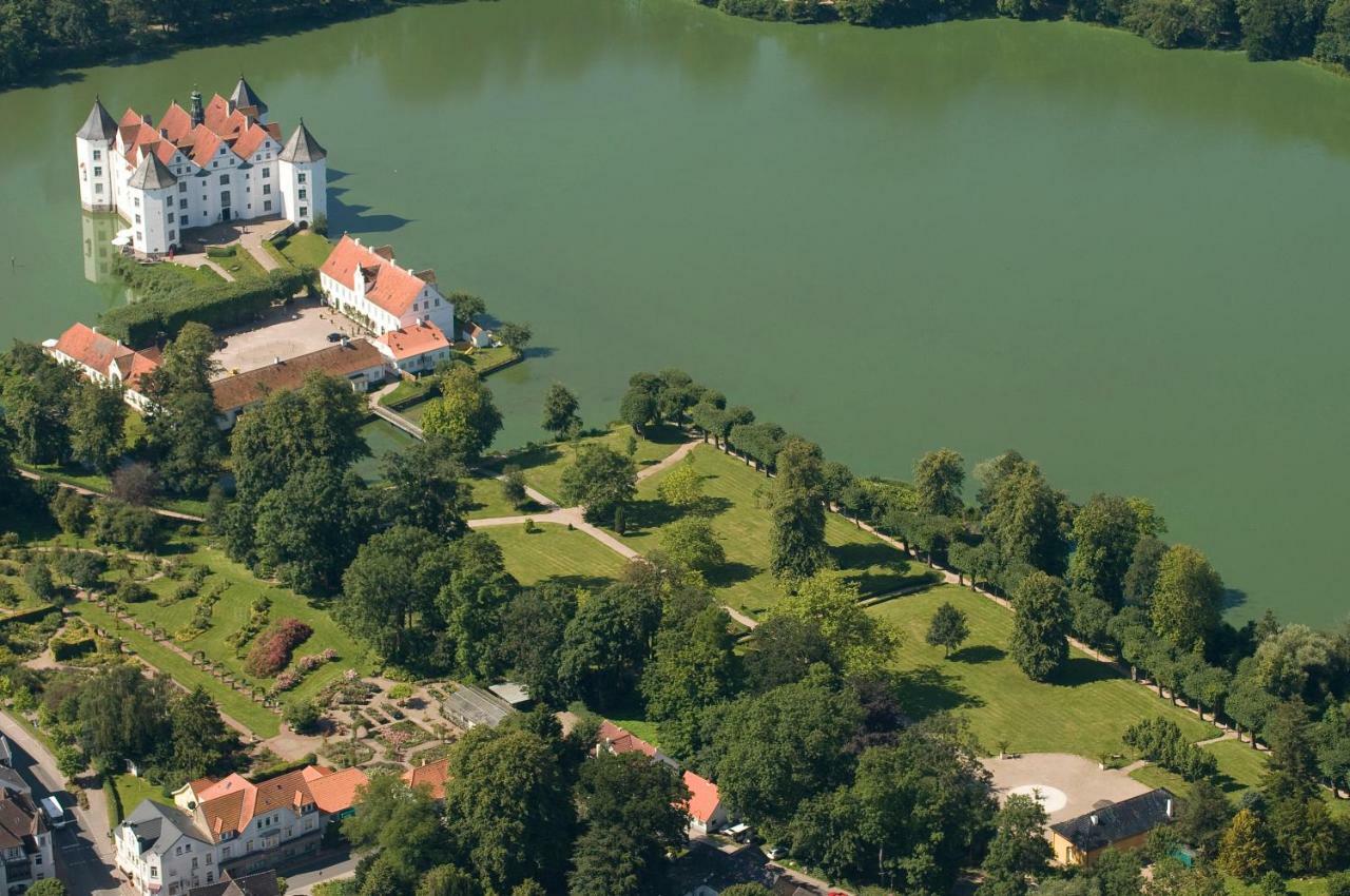 Schloss Gluecksburg Apartamento Exterior foto